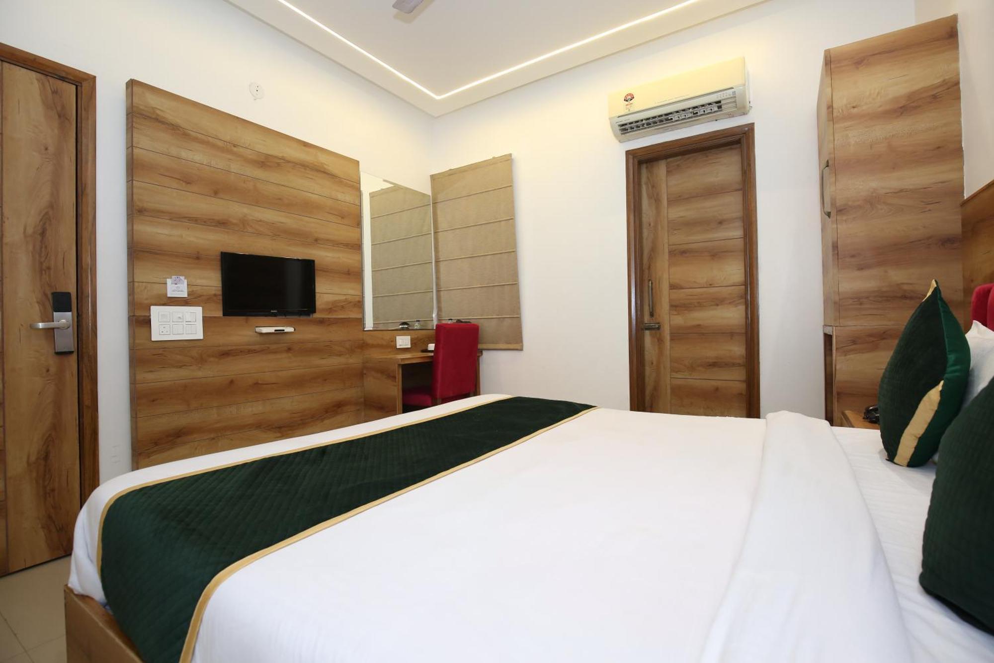 Hotel Rv Regency Amritsar Dış mekan fotoğraf
