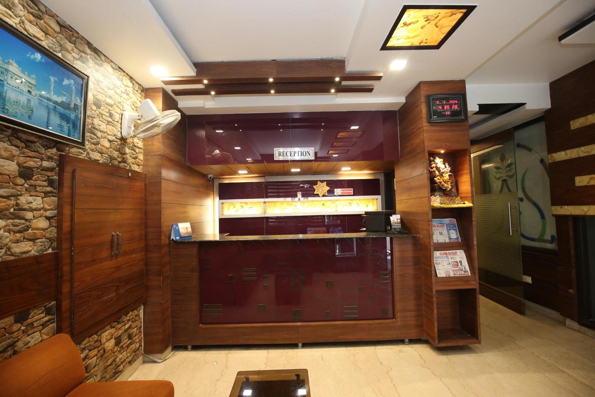 Hotel Rv Regency Amritsar Dış mekan fotoğraf