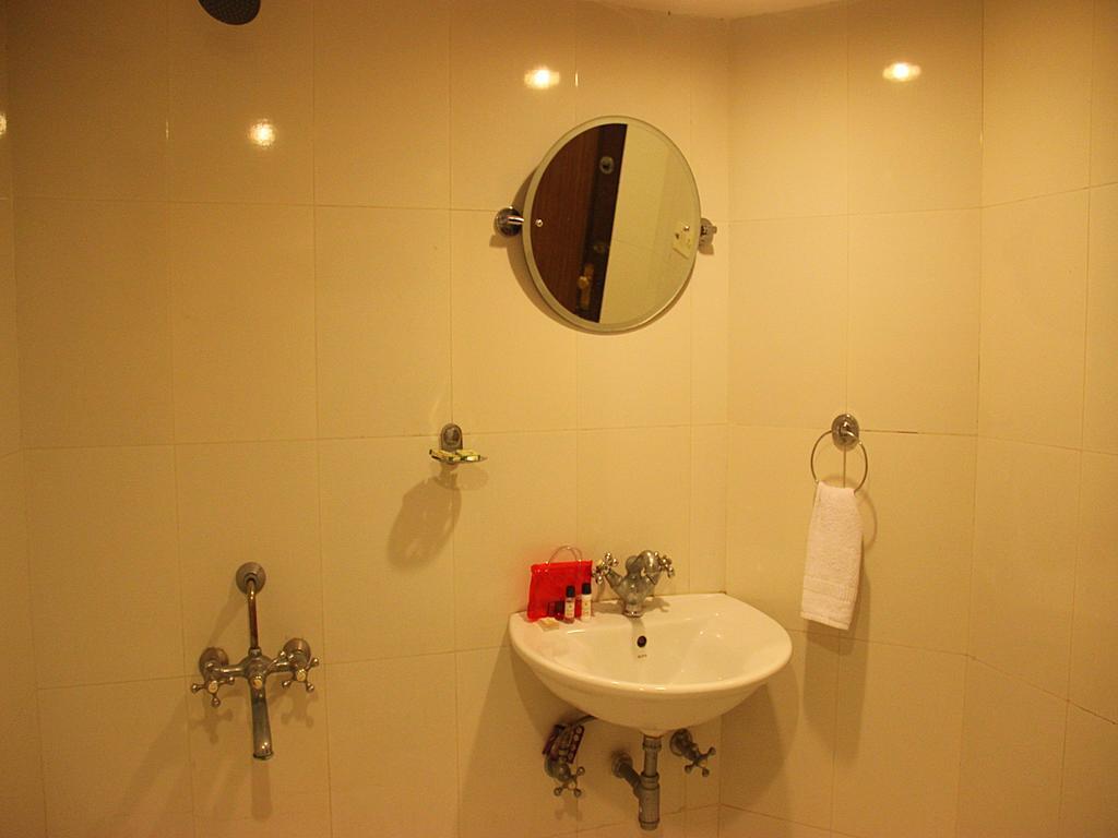 Hotel Rv Regency Amritsar Dış mekan fotoğraf
