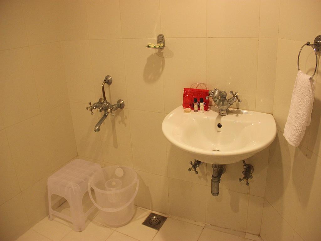 Hotel Rv Regency Amritsar Dış mekan fotoğraf